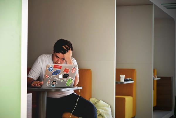 5 Signs of Employee Disengagement and How to Solve Them